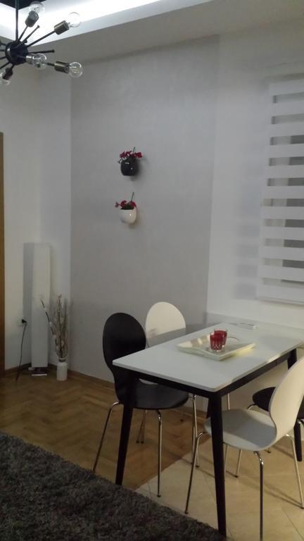 Apartment Fini Tivat Kültér fotó