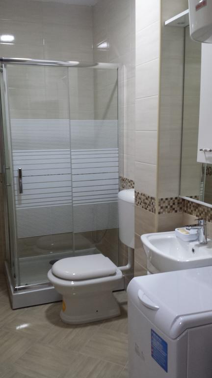 Apartment Fini Tivat Kültér fotó